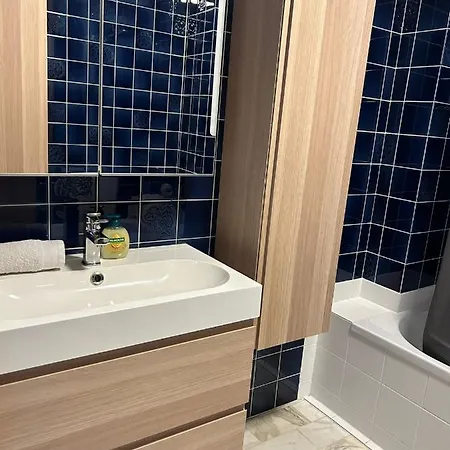Center Cosy Three Beds Apartamento *